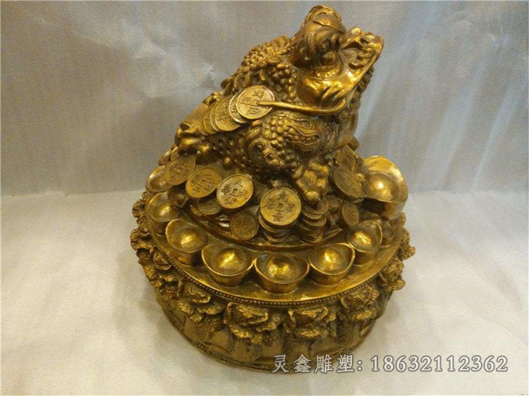 金色金蟾动物景观铜雕