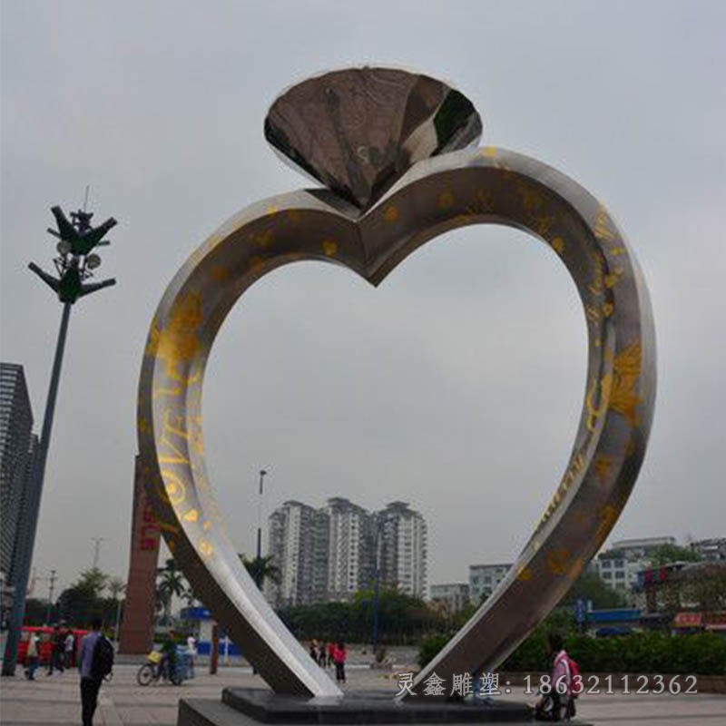 钻石戒指景观不锈钢雕塑
