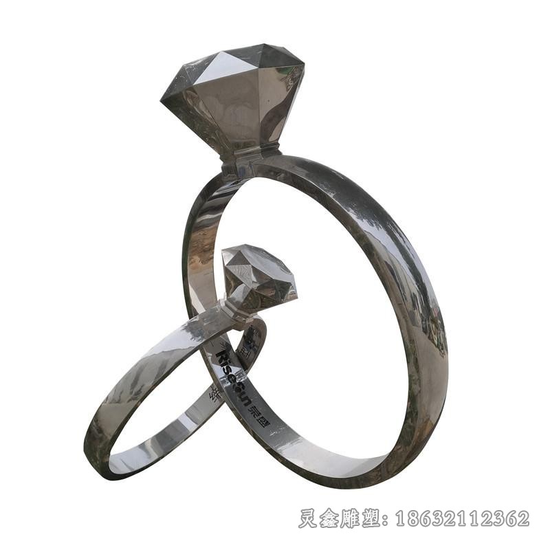 不锈钢戒指标志景观雕塑