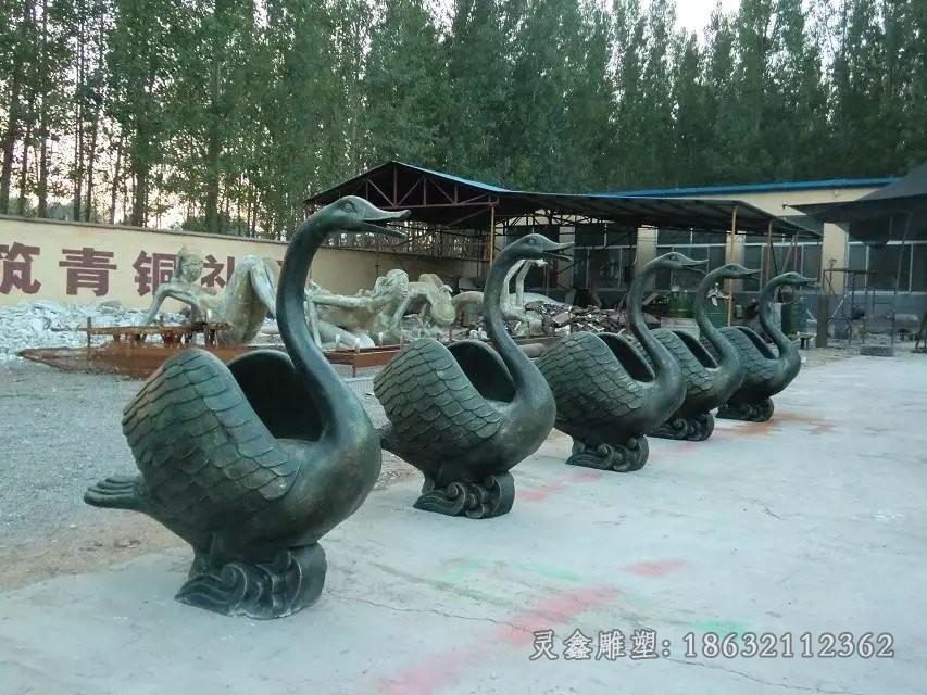 青铜天鹅动物景观铜雕
