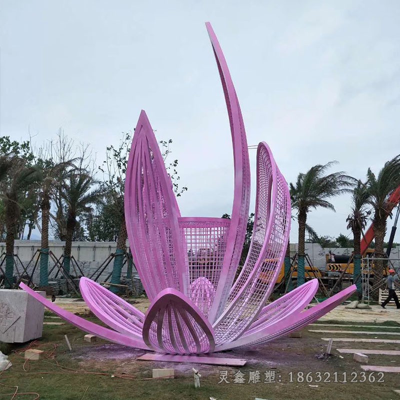 不锈钢镂空花朵景观雕塑