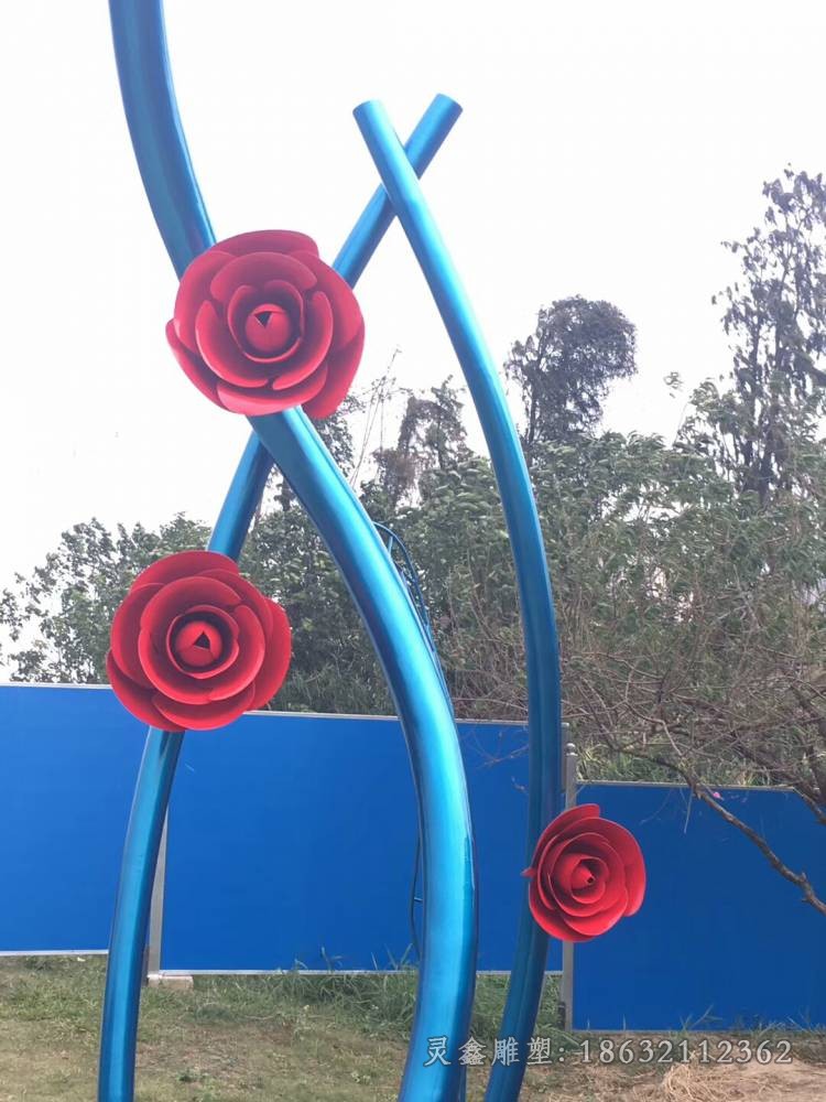 不锈钢彩绘花朵景区雕塑