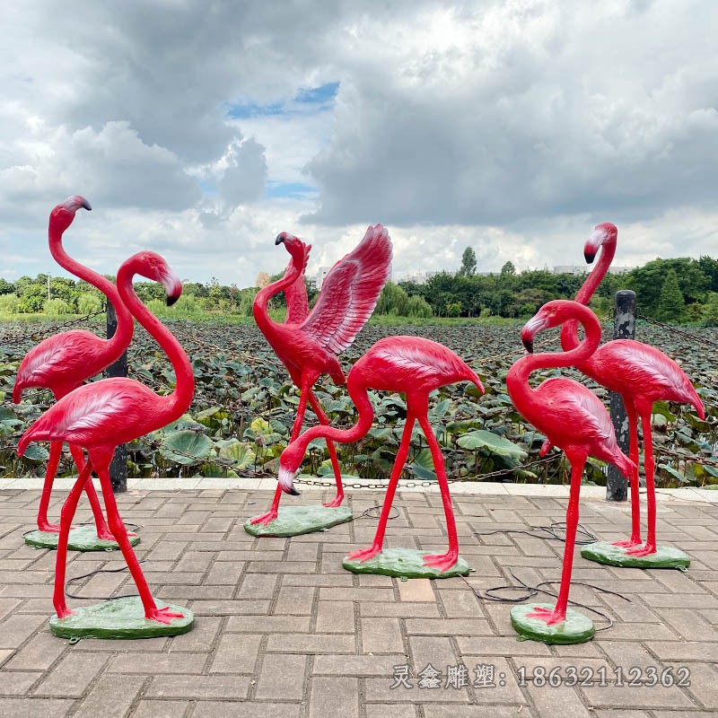 不锈钢彩绘火烈鸟校园雕塑