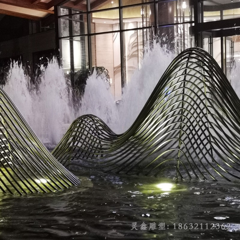 不锈钢镂空假山庭院雕塑