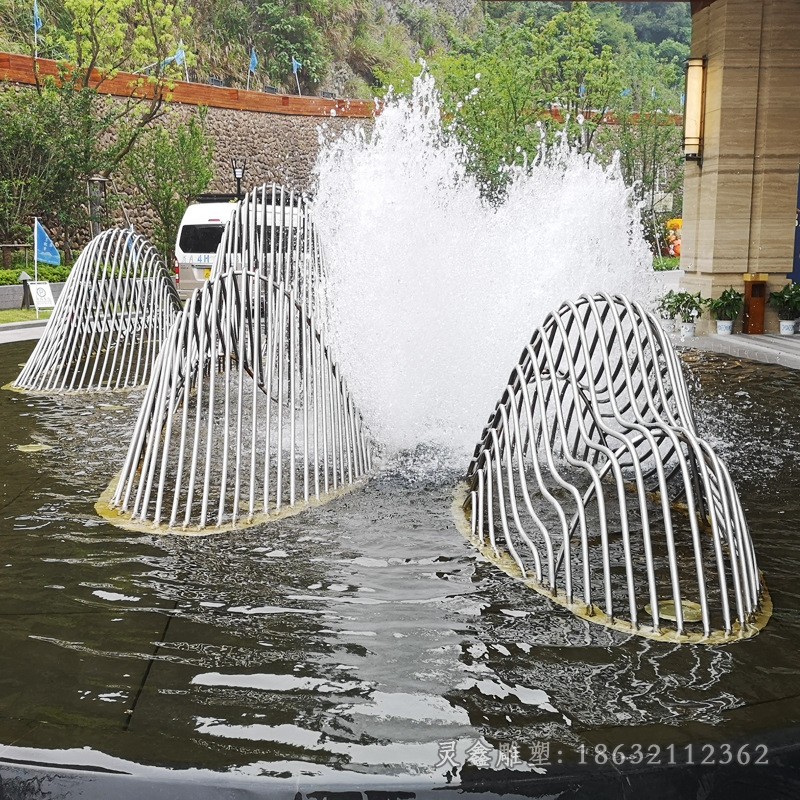 不锈钢镂空假山景区雕塑