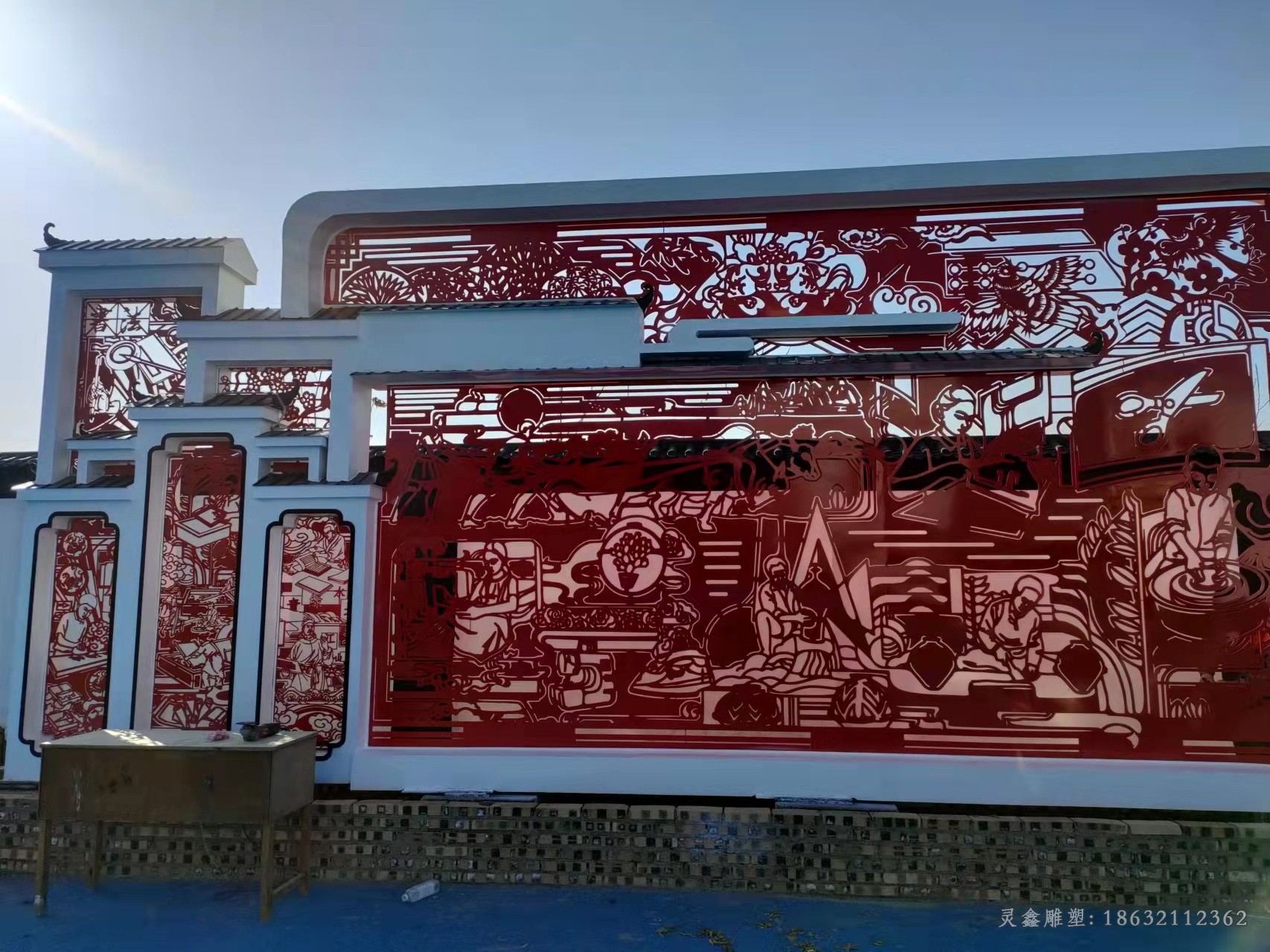 不锈钢红色剪纸广场雕塑