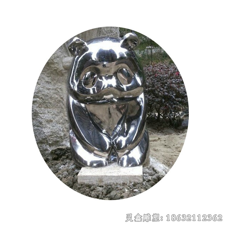 不锈钢镜面熊猫户外雕塑