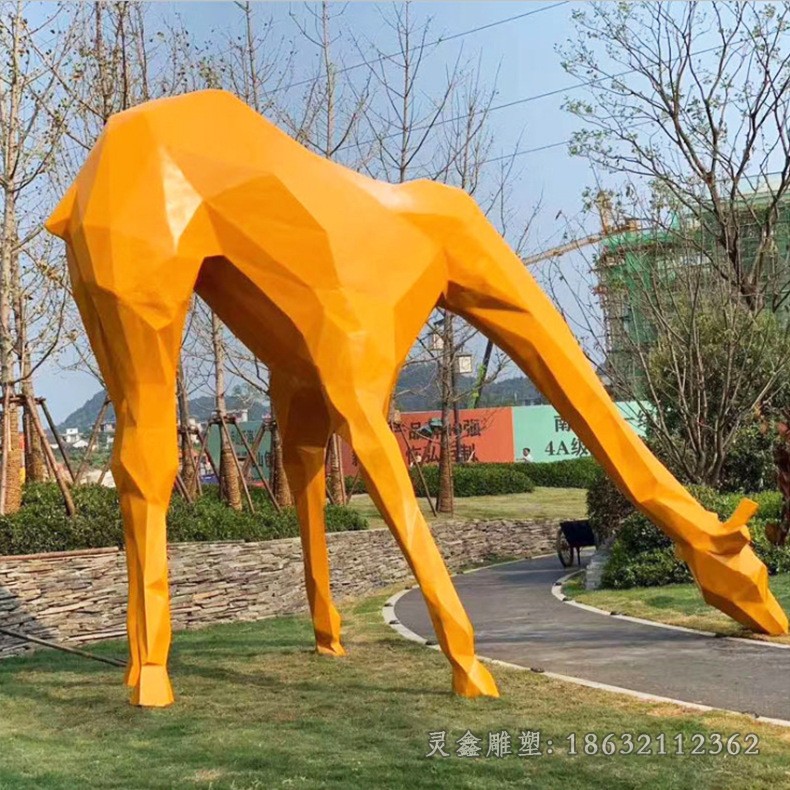 几何长颈鹿动物不锈钢雕塑