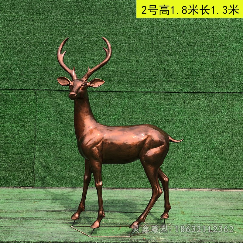 转头叉角鹿公园雕塑