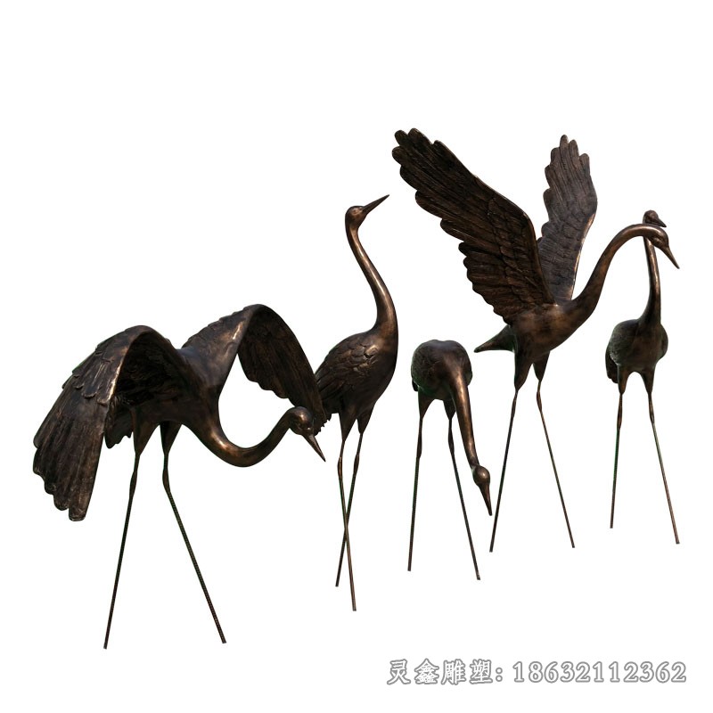 展翅仙鹤动物标志雕塑