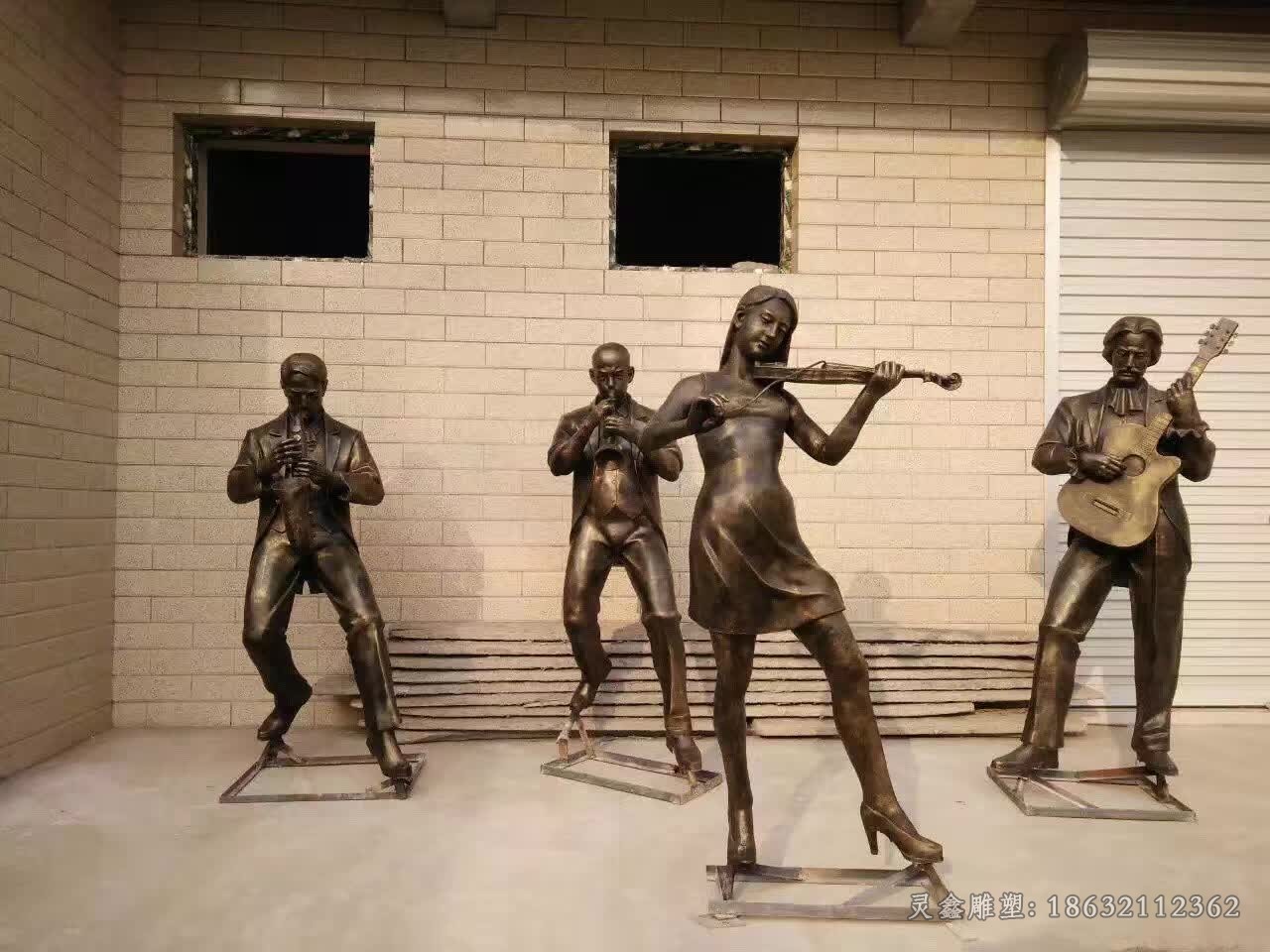 演奏乐器人物景观铜雕
