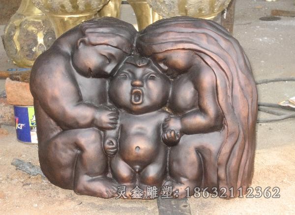 一家三口人物景观铜雕