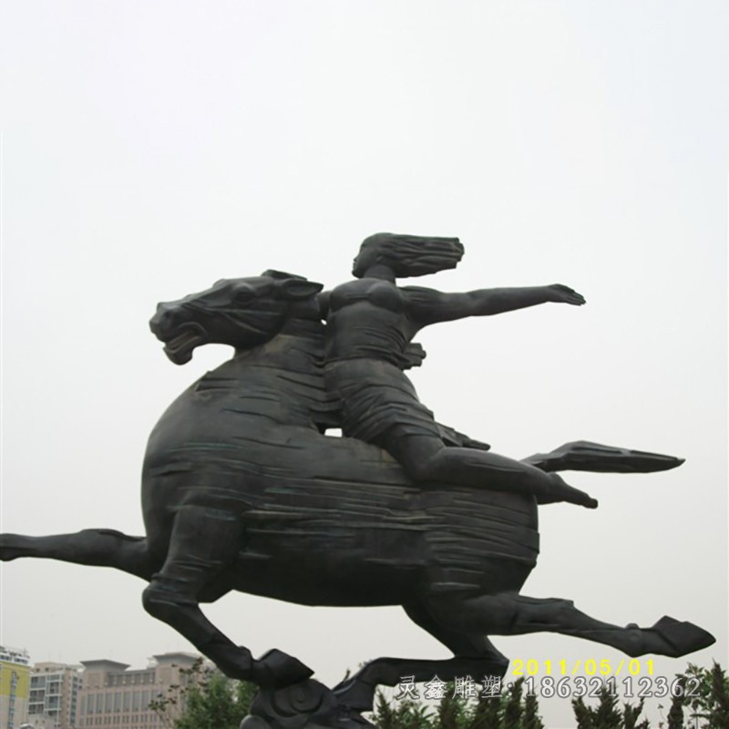 穿越时空骑马人物铜雕