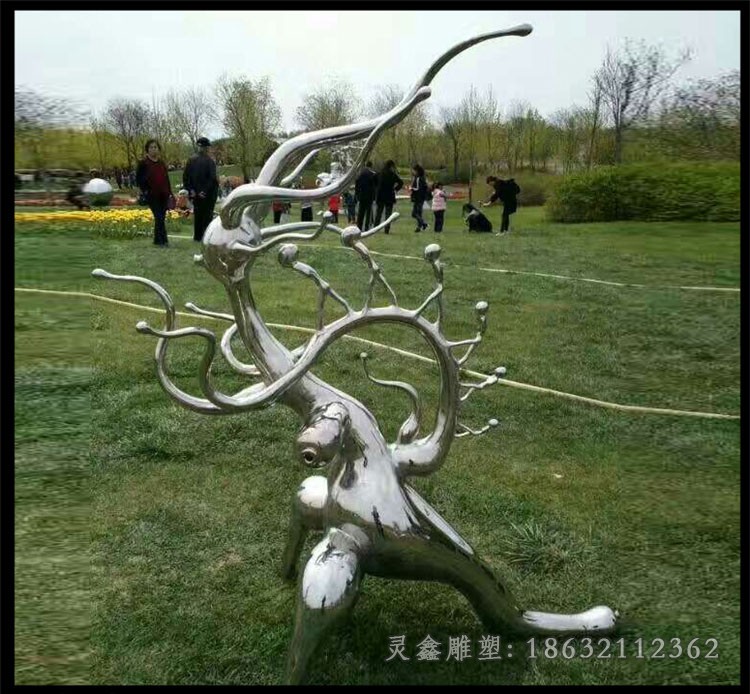 动物兔子不锈钢抽象雕塑