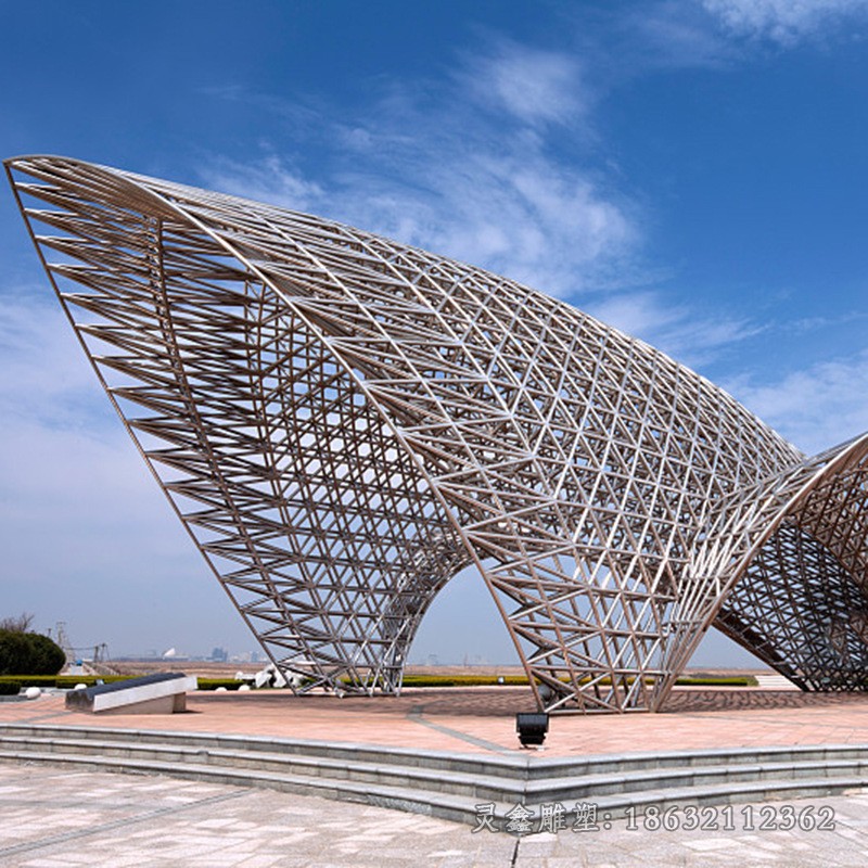 不锈钢镂空廊架城市雕塑