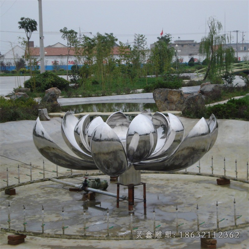 不锈钢镜面莲花小区雕塑