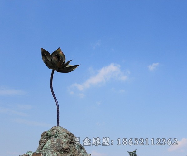 不锈钢抽象莲花景观雕塑