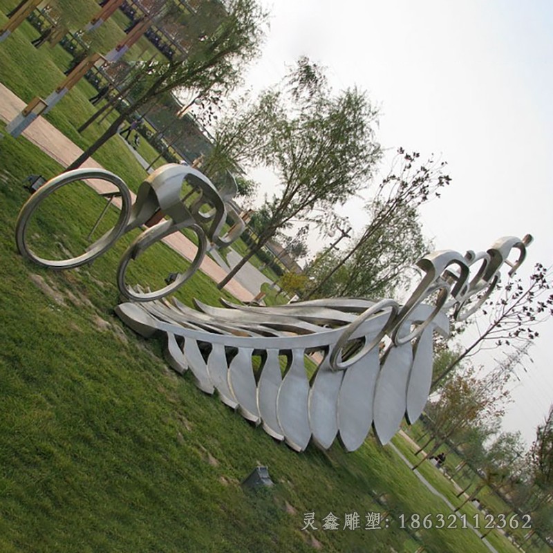 不锈钢镜面自行车庭院雕塑
