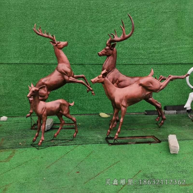 跳跃小鹿景区景观铜雕