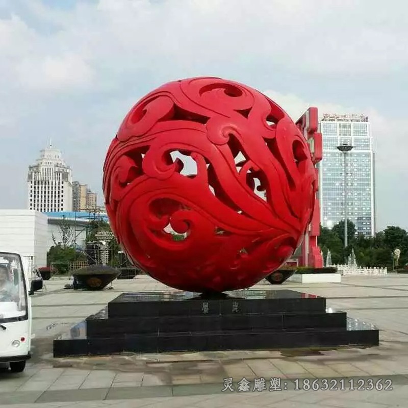 不锈钢红色镂空球公园雕塑