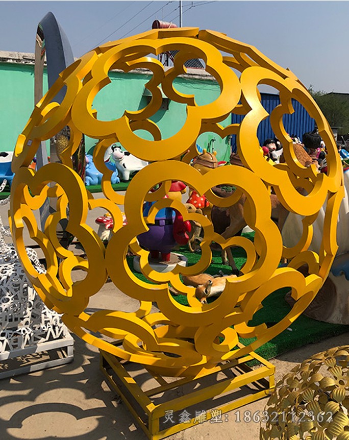 不锈钢景观金色镂空球雕塑