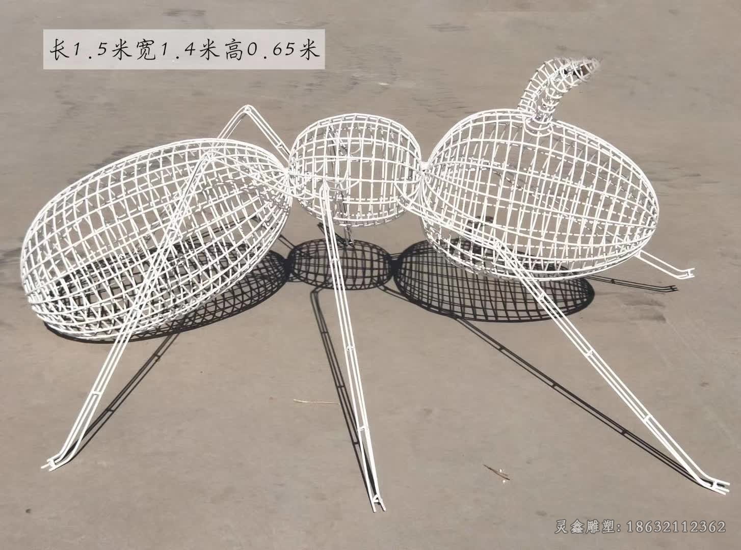 镂空蚂蚁不锈钢抽象雕塑