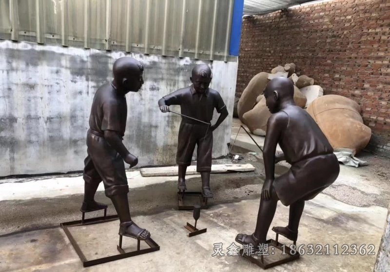 玩陀螺人物景观标志铜雕