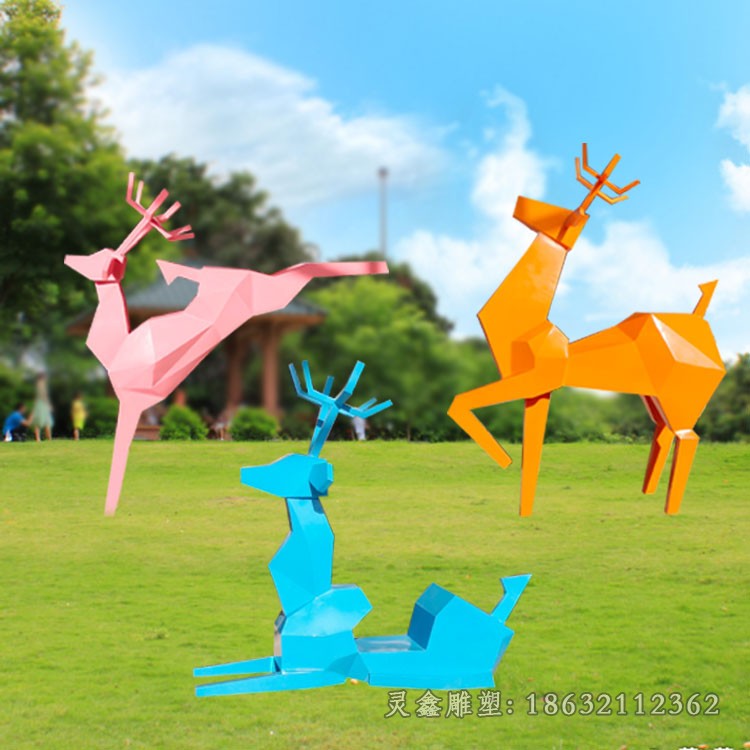 不锈钢彩绘几何鹿城市雕塑