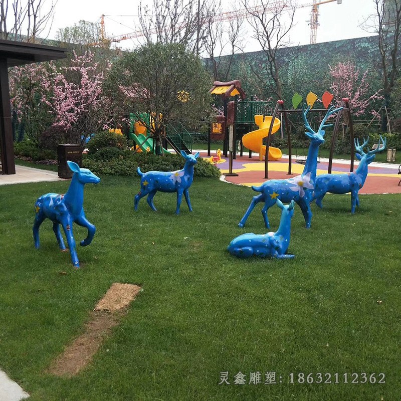 不锈钢彩绘几何鹿户外雕塑