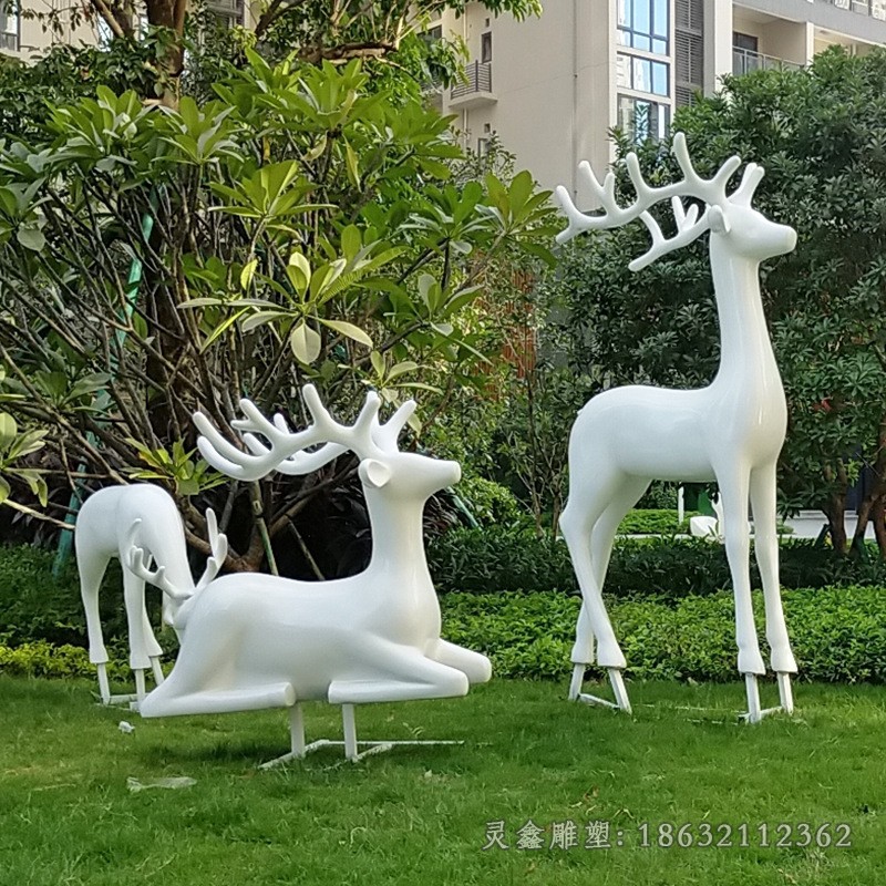 不锈钢白色小鹿校园雕塑