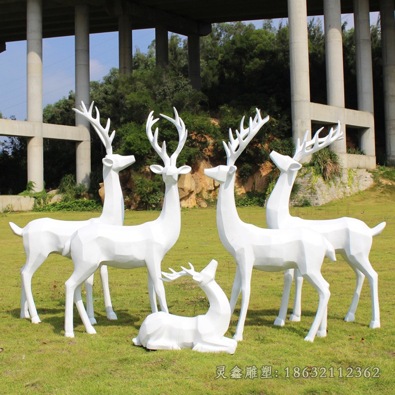 不锈钢白色小鹿景区雕塑