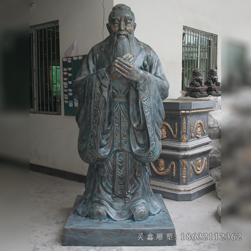 教育家孔子街边景观铜雕