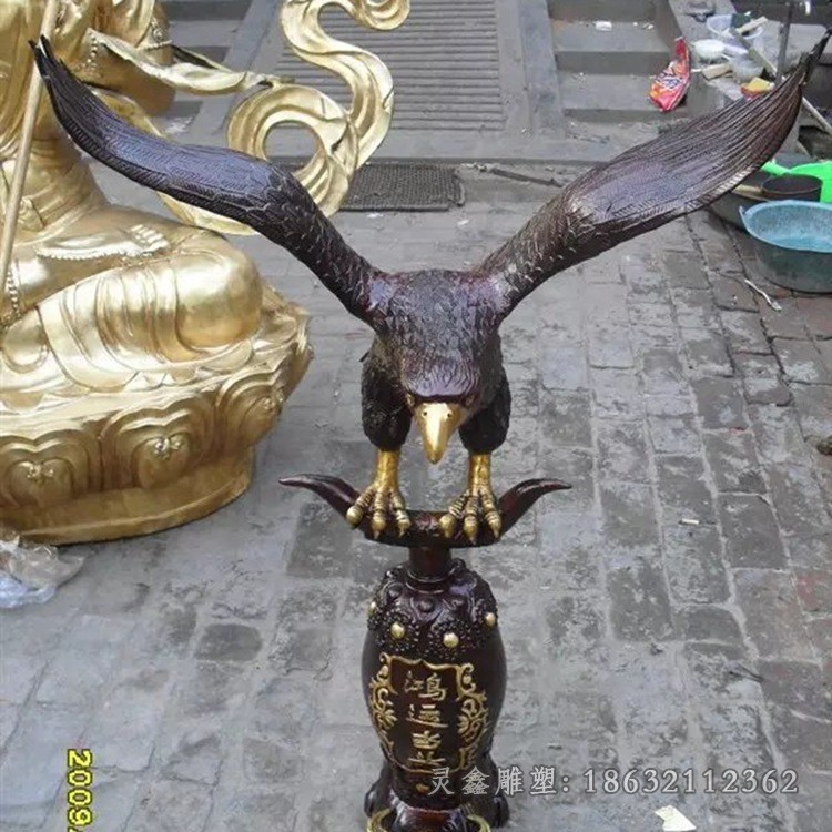 展翅老鹰动物抽象铜雕