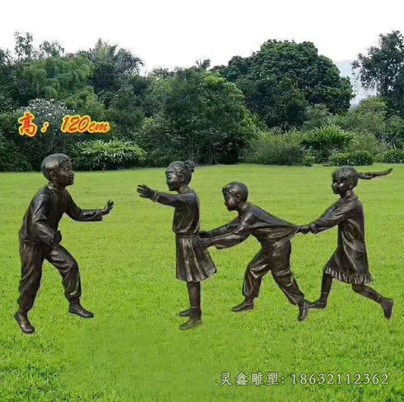 老鹰捉小鸡广场人物铜雕