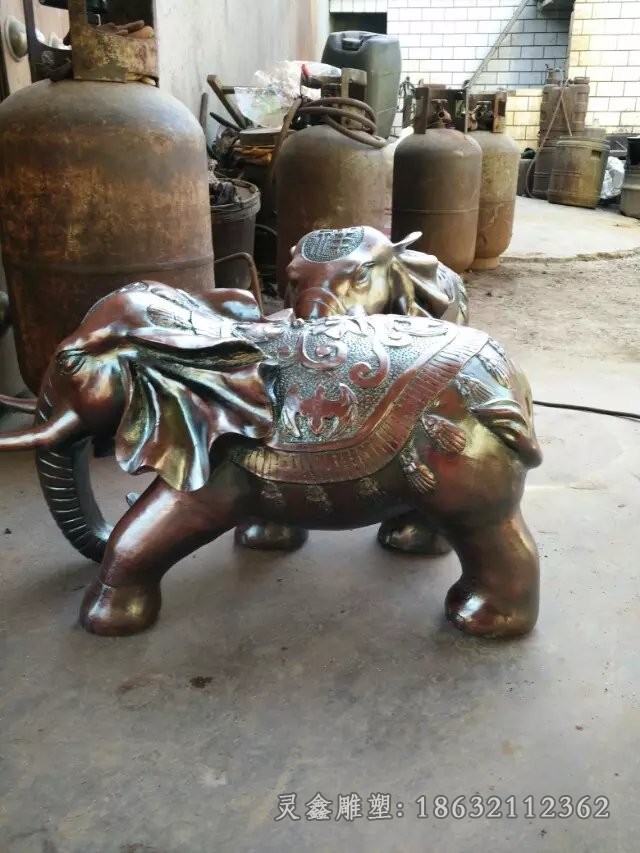 动物大象街边景观铜雕