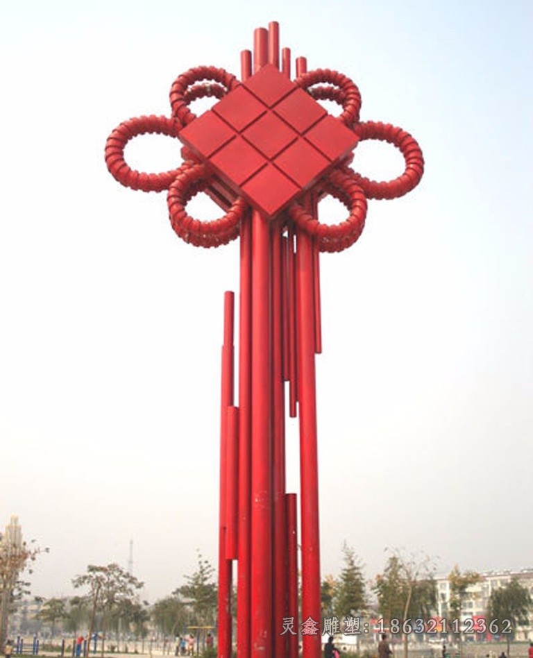 不锈钢彩绘中国结园林雕塑