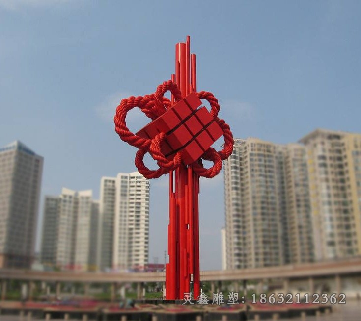 不锈钢彩绘中国结小区雕塑