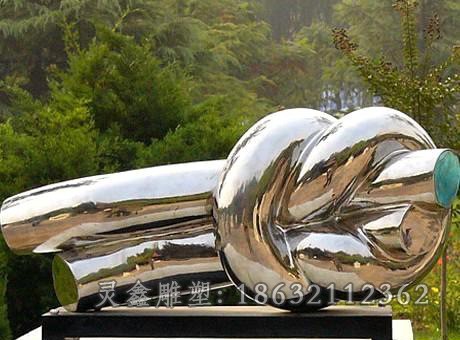 不锈钢圆形圆环镜面雕塑