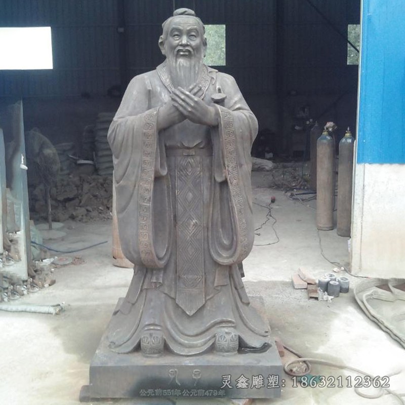 教育家孔子名人校园铜雕