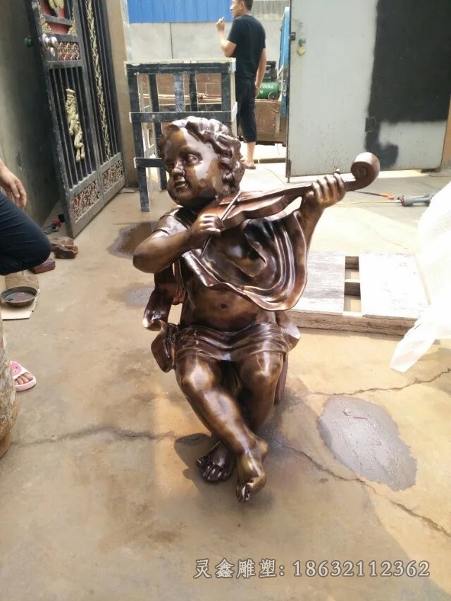 拉小提琴西方小孩人物铜雕