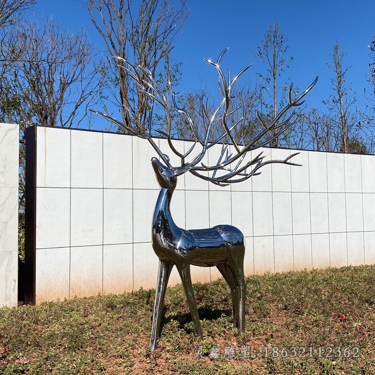 不锈钢镜面叉角鹿小区雕塑