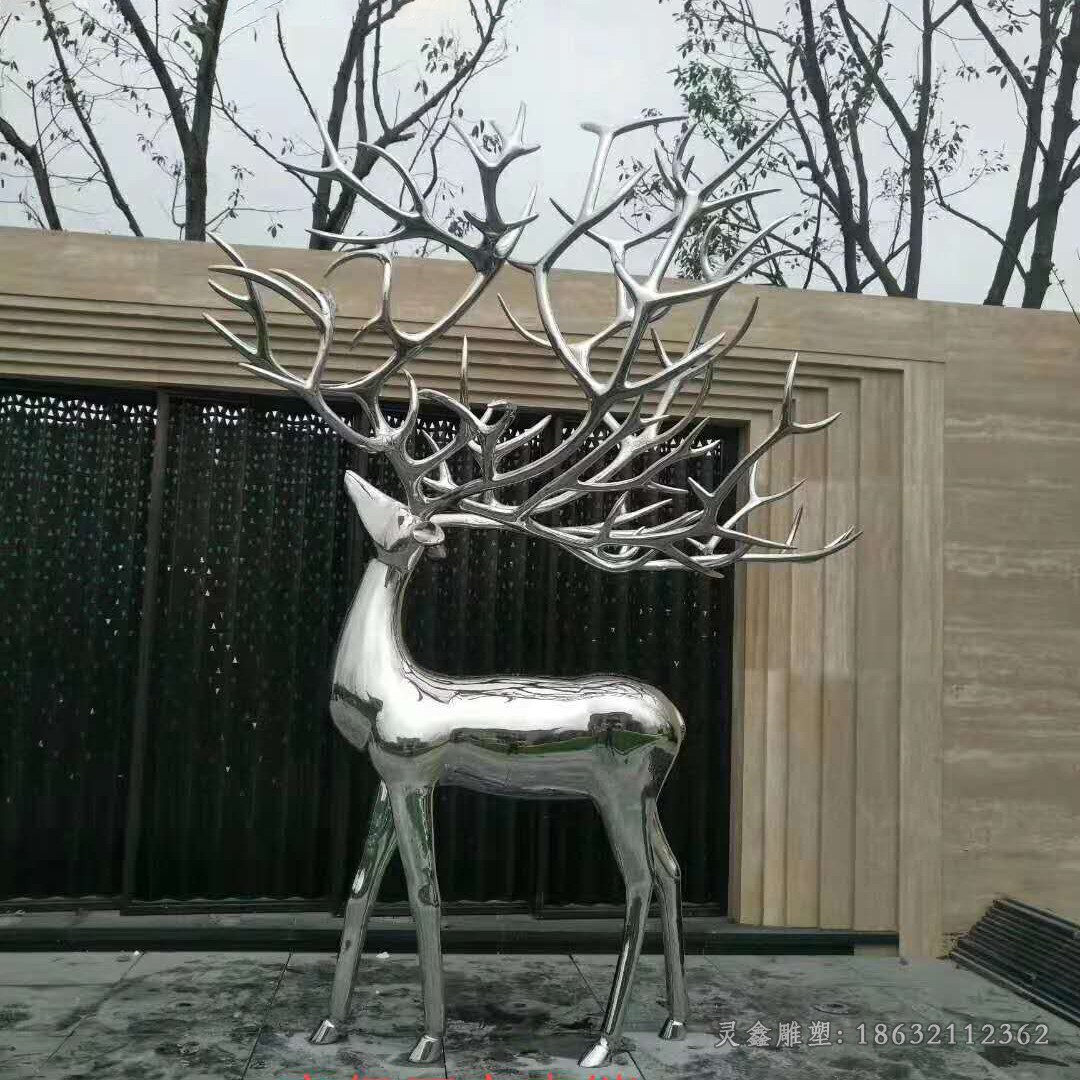 不锈钢镜面叉角鹿抽象雕塑