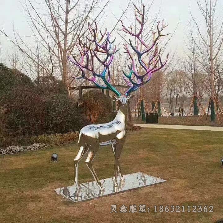 镜面叉角鹿不锈钢景观雕塑