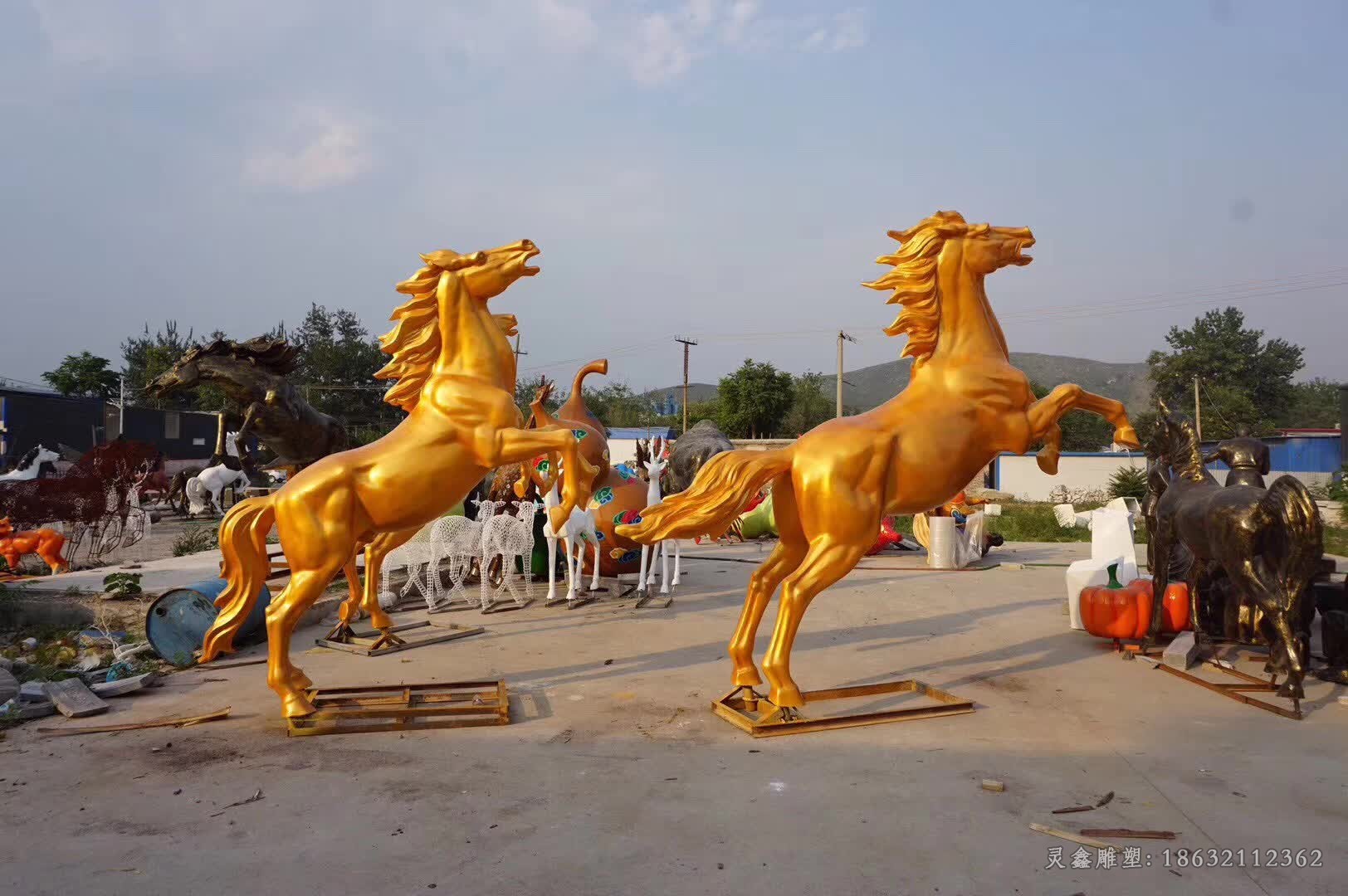 黄铜马小区景观铜雕