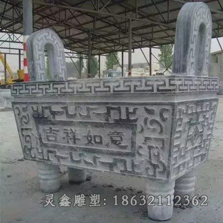 四足方鼎小区景观铜雕