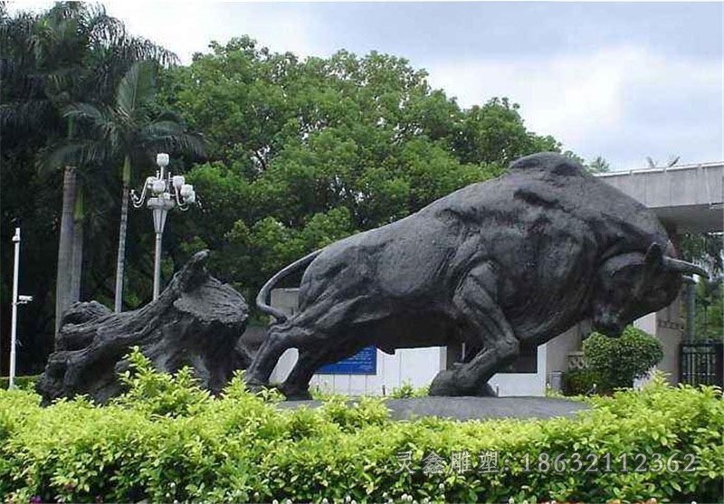华尔街牛商场景观铜雕