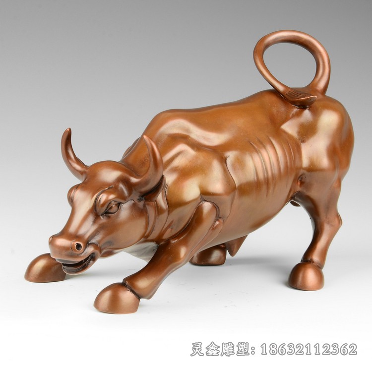 华尔街牛小区动物铜雕