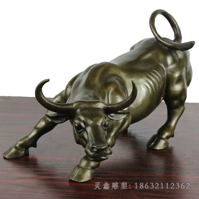 华尔街牛商场动物铜雕