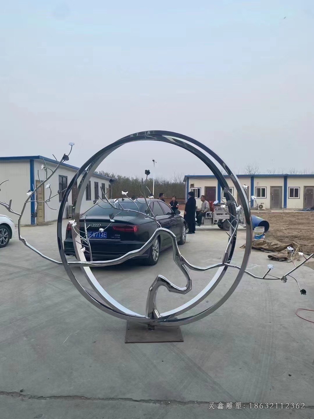 镜面圆环不锈钢公园雕塑