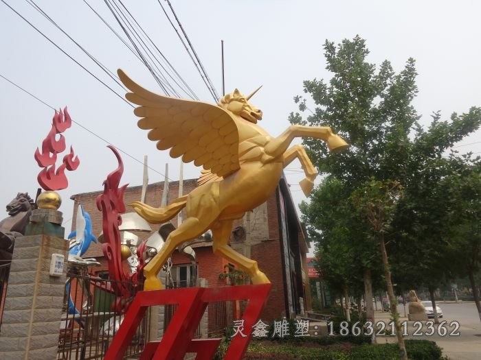 展翅马城市景观铜雕